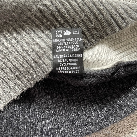 Parkhurst Eiffel Tower Distressed Sweater - Picture 7 of 11